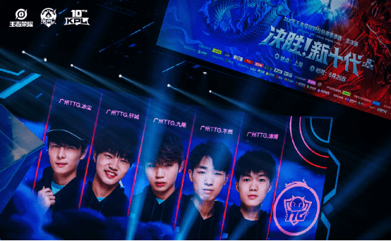 了一层阴影 了一层阴影