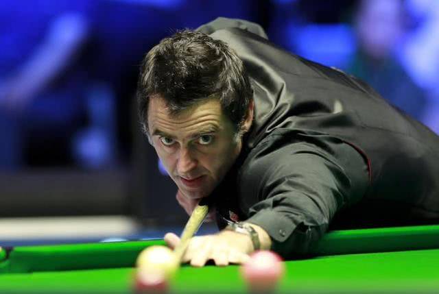 侧肋部袭击 侧肋部袭击